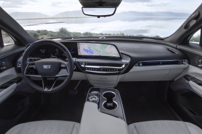 Cadillac Lyriq (Топ)